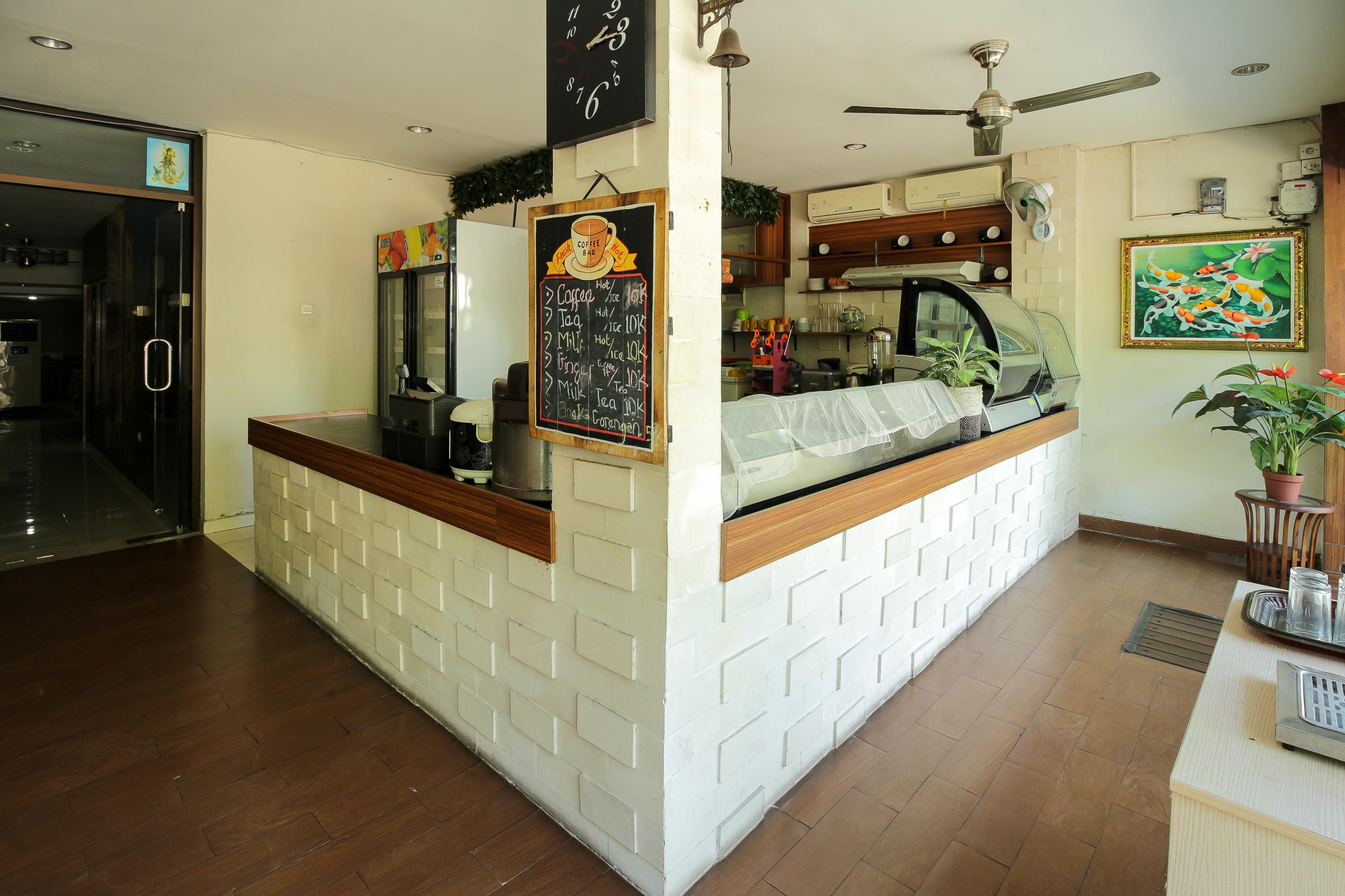 Oyo 734 Tuban Torres Accomodation Kuta  Ngoại thất bức ảnh