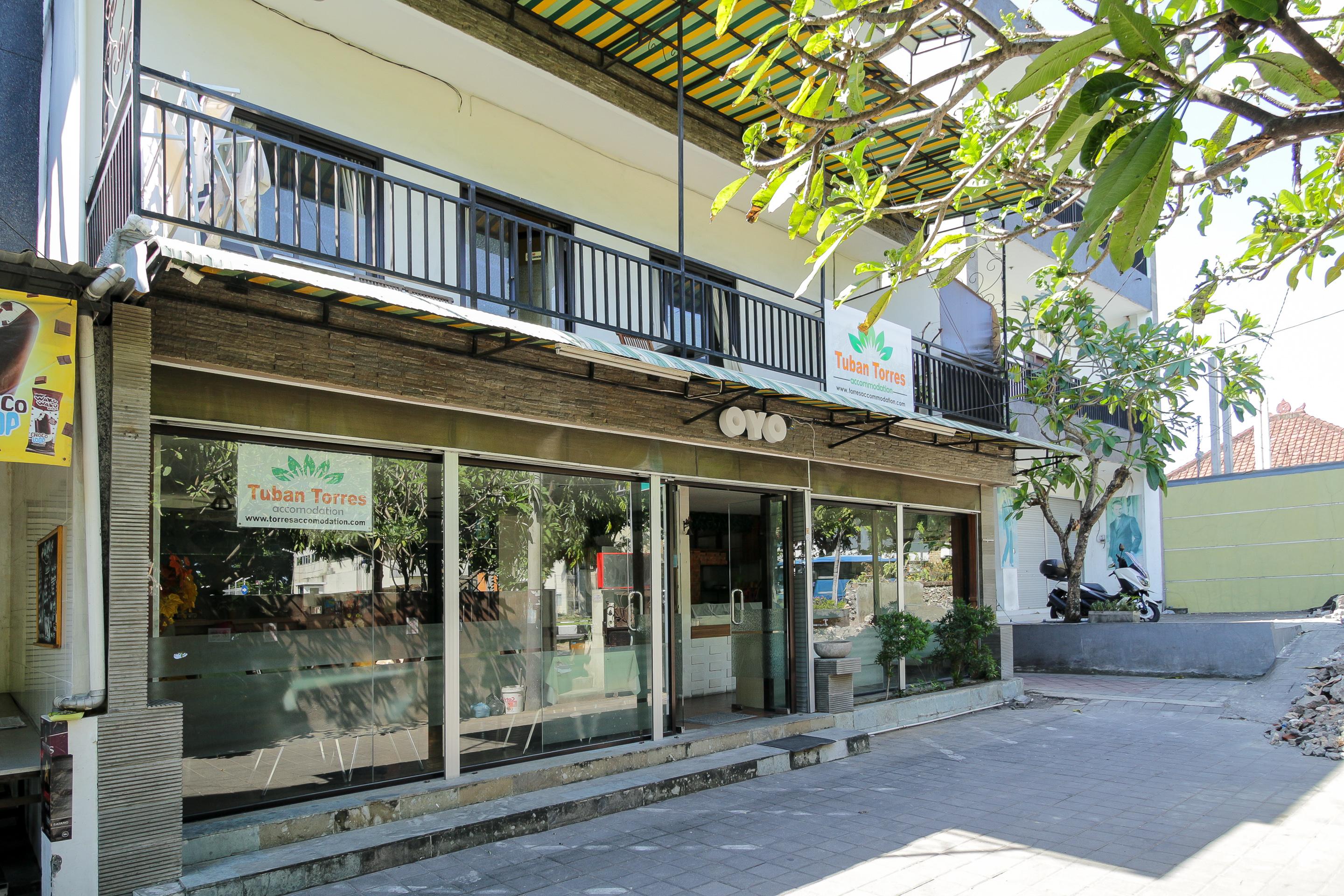 Oyo 734 Tuban Torres Accomodation Kuta  Ngoại thất bức ảnh