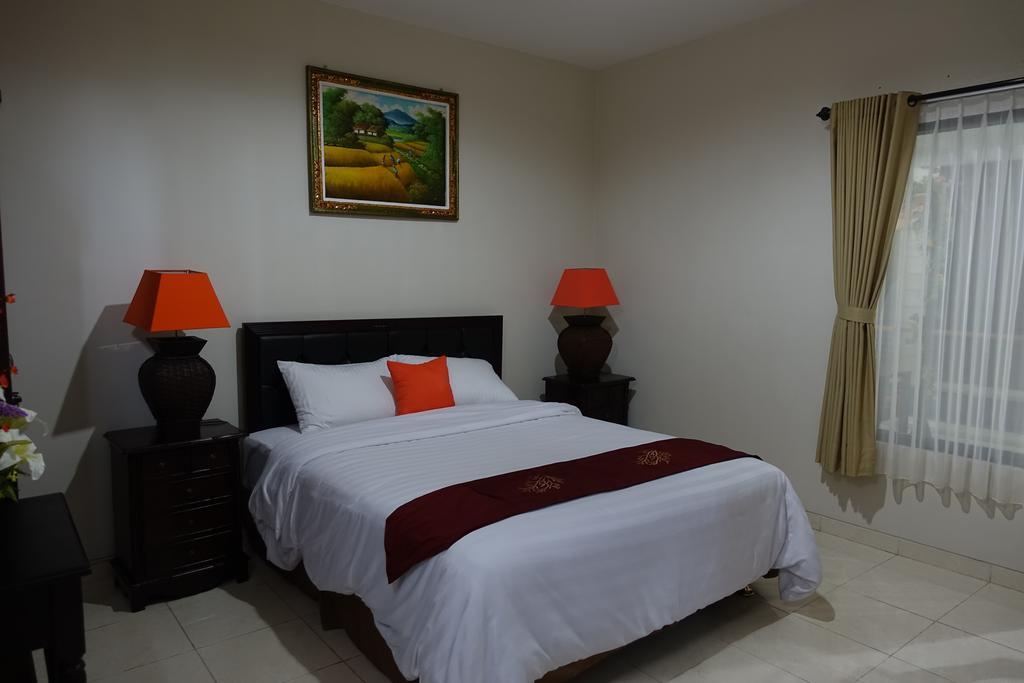 Oyo 734 Tuban Torres Accomodation Kuta  Phòng bức ảnh
